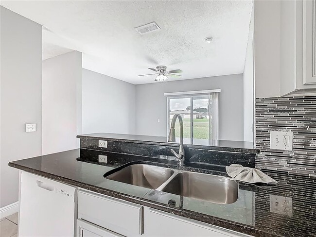 Building Photo - 107 Carlisle Ct