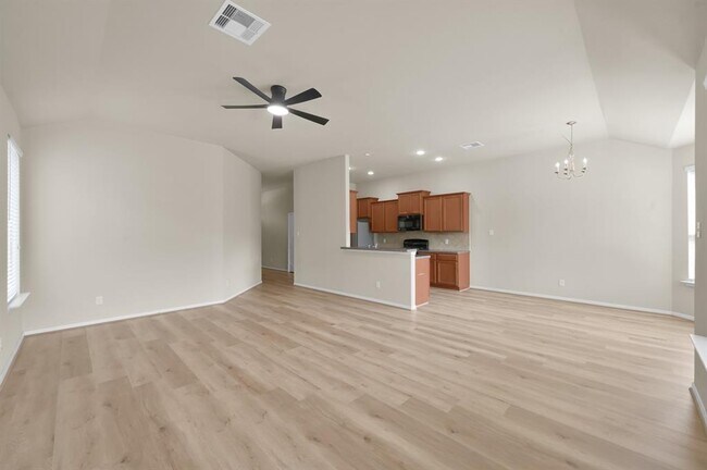 Building Photo - 9442 E Woodmark