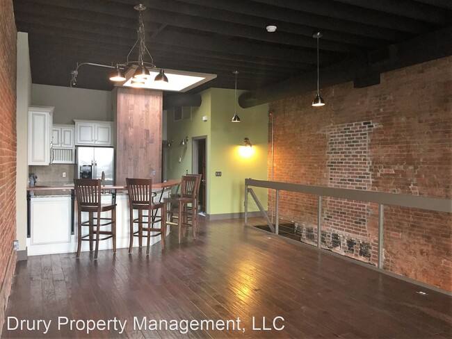 Building Photo - 2 br, 1 bath House - 311 Park Central West #B