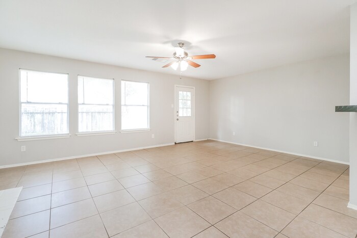 Building Photo - 3723 Nutwood Ln