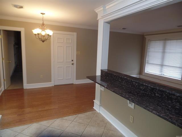 Building Photo - 107 Hillwood Dr