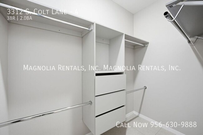 Building Photo - 3312 S Colt Ln