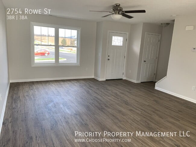Building Photo - 2754 Rowe St