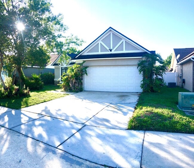 Primary Photo - 3/2 Pool Home in Alafaya Woods - Renovated 2021