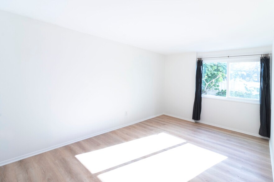 Building Photo - 104 Birch St