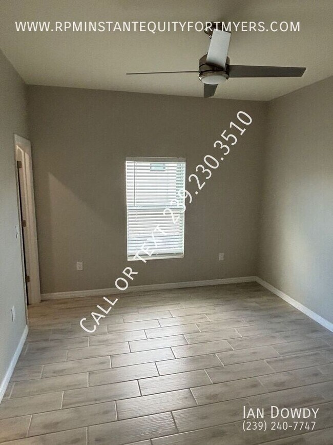 Building Photo - 704 Hightower Ave S