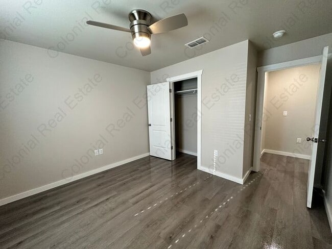 Building Photo - 2 Bedroom 2 Bathroom