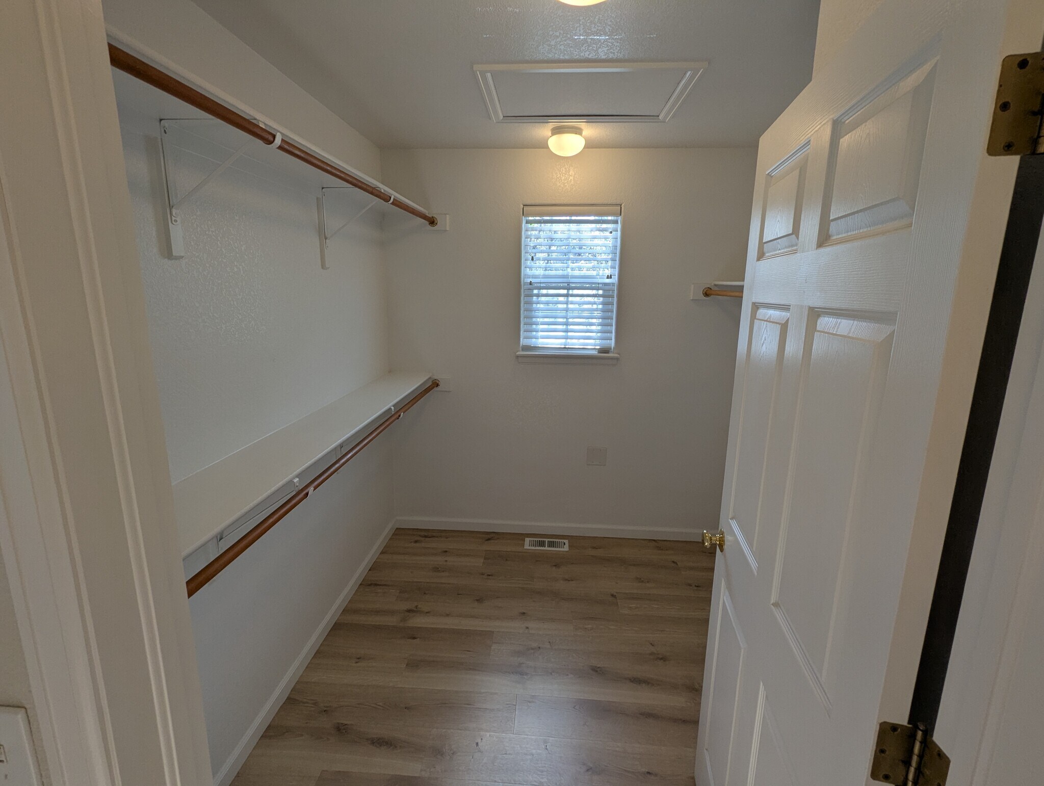 Master closet - 711 Gateway Cir