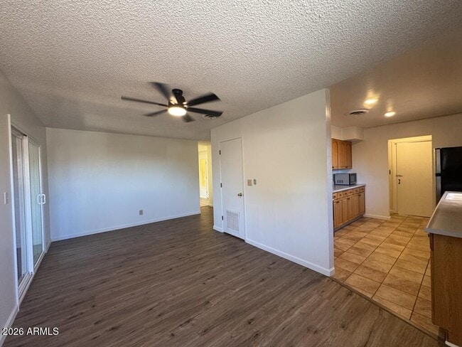 Building Photo - 4664 Citadel Dr