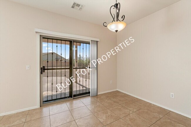 Building Photo - 8277 W Zlacket Dr