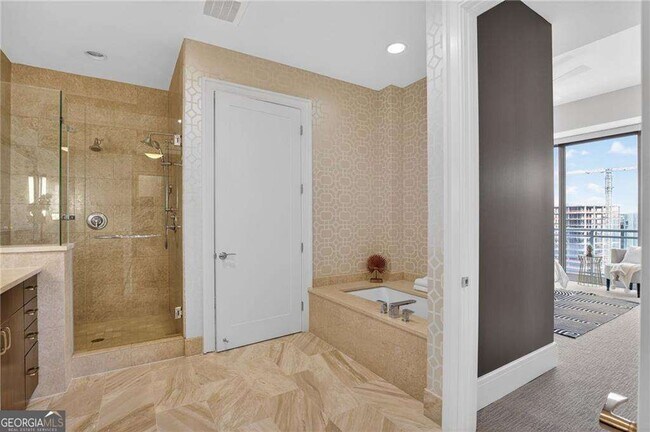 Building Photo - 1065 Peachtree St NE