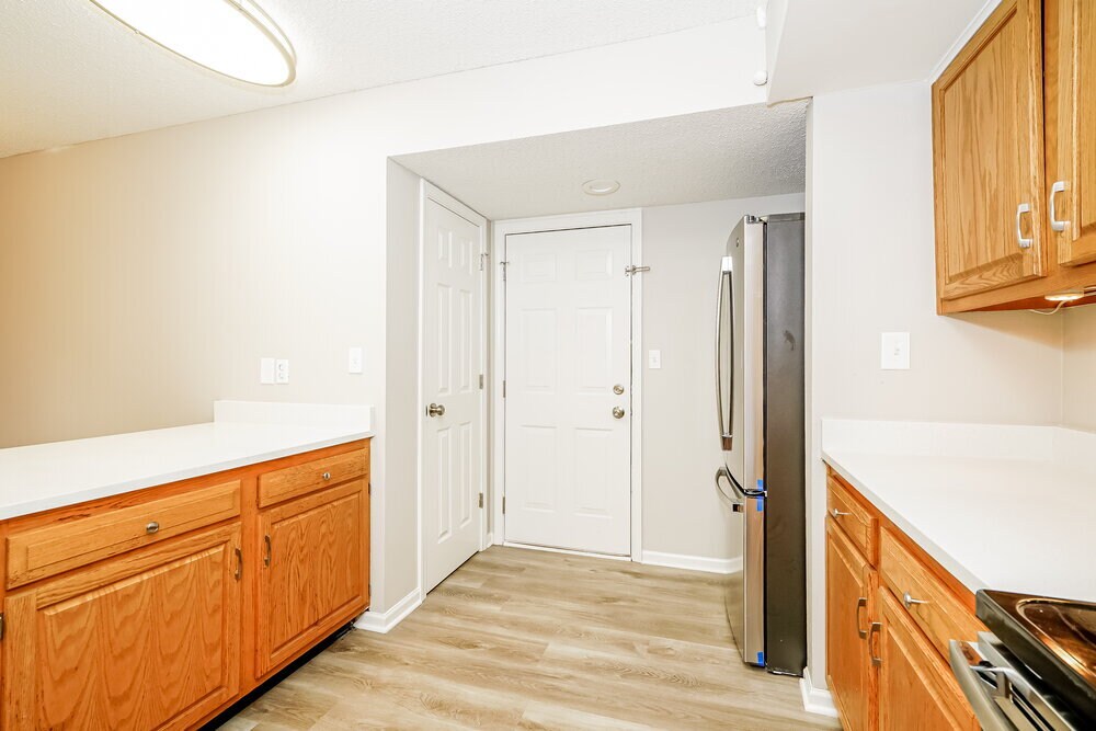 Building Photo - 9005 Lighthorse Dr