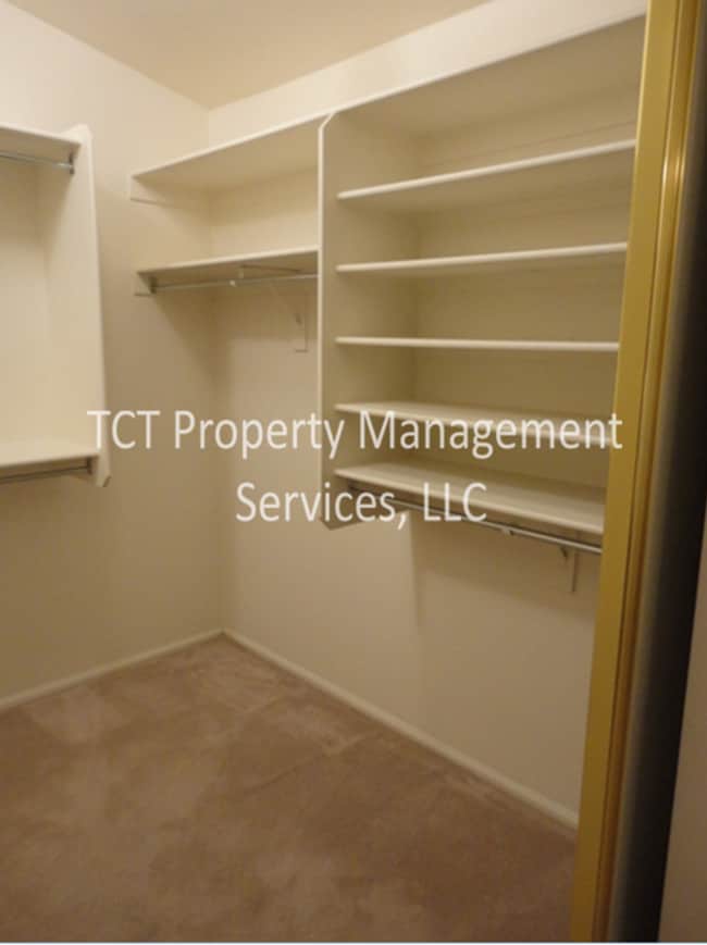 Building Photo - 3 bed/ 2 bath in Sarah Ann Ranch!