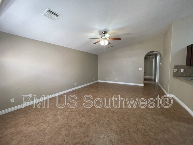 Building Photo - 2317 Acoma Pl