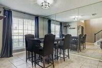 Building Photo - 3005 Wood Hollow Dr