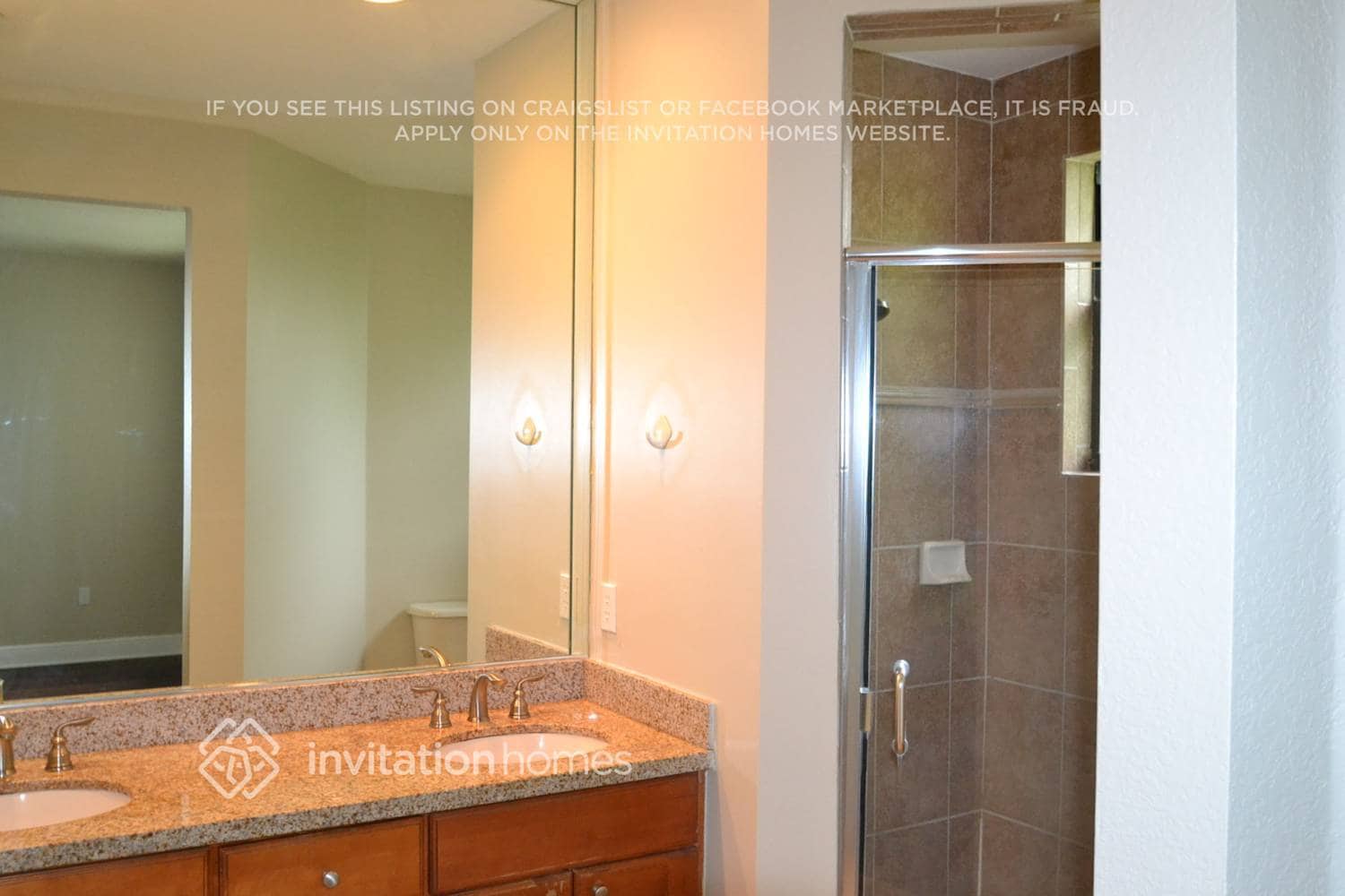 Building Photo - 3720 SW 69th Ave