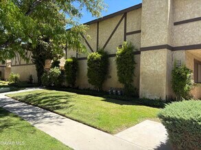 Building Photo - 1312 W Ave J4
