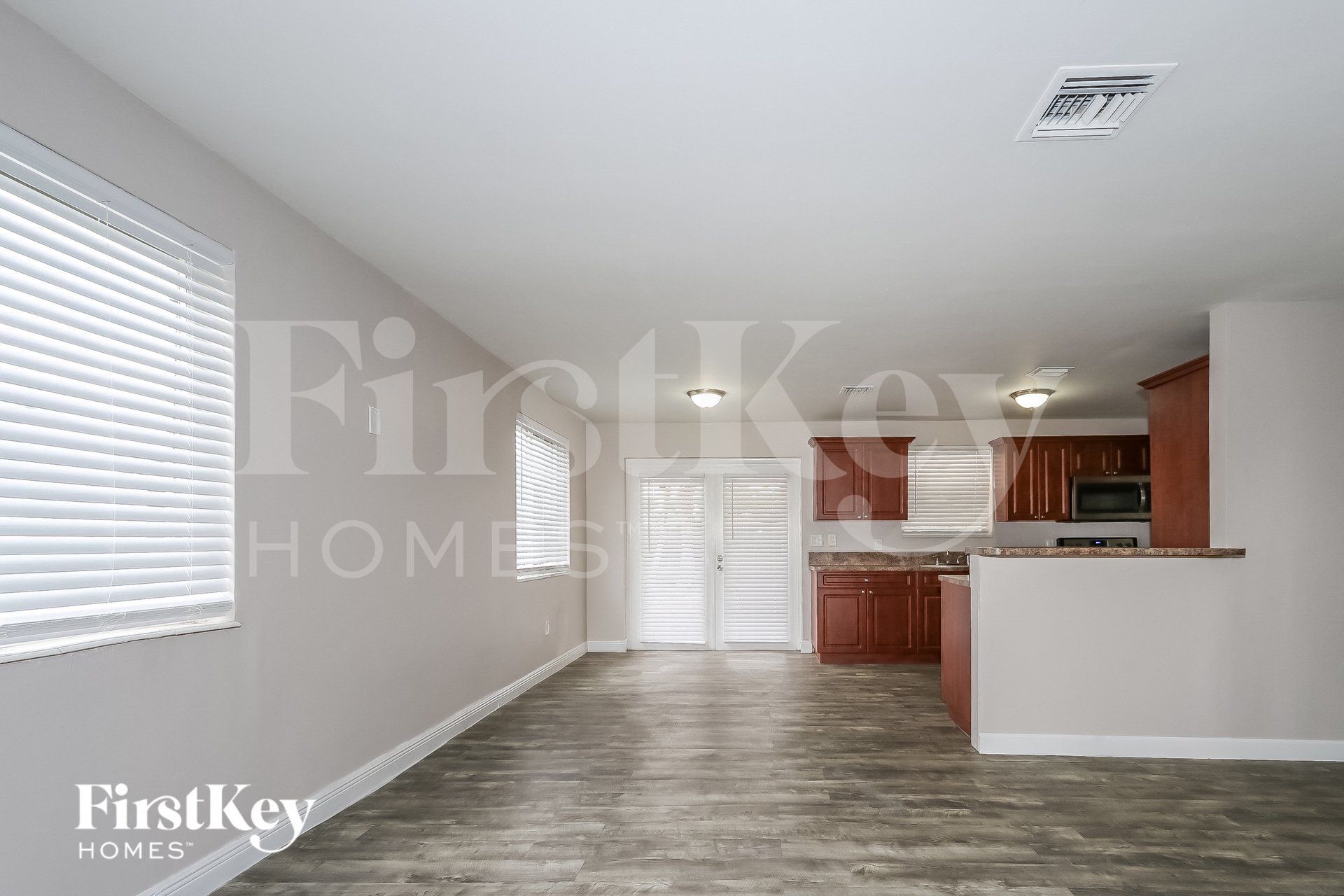 Building Photo - 7551 Buchanan St