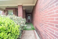 Building Photo - 20326 Hidden Ranch Dr