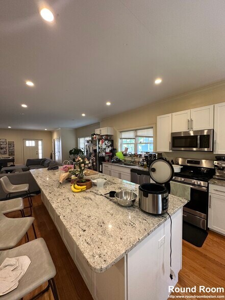 Primary Photo - 26 Bothwell Rd