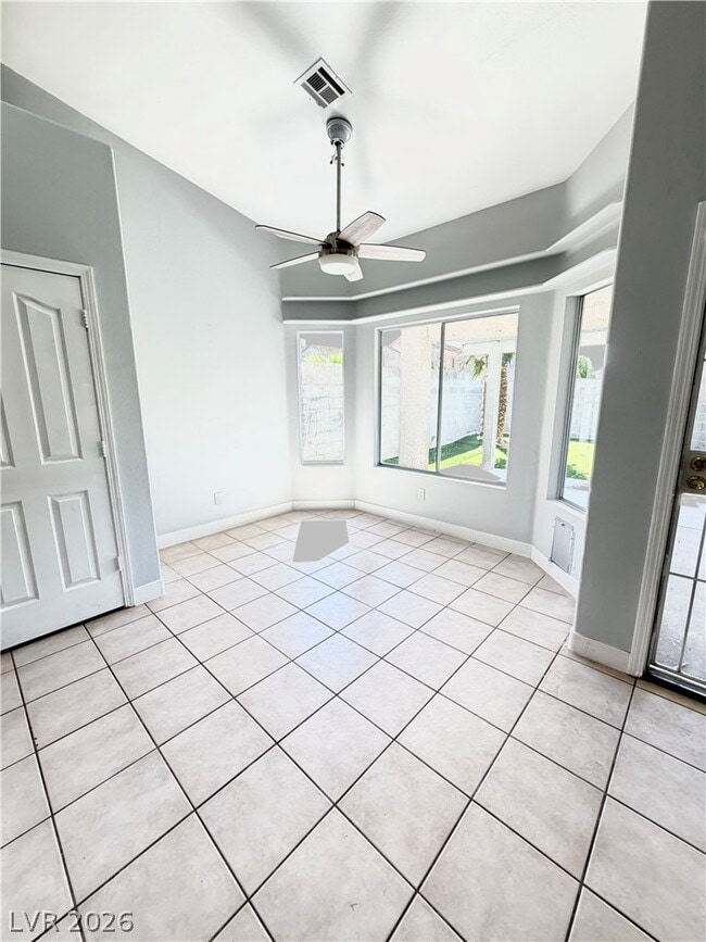 Building Photo - 2763 Chokecherry Ave