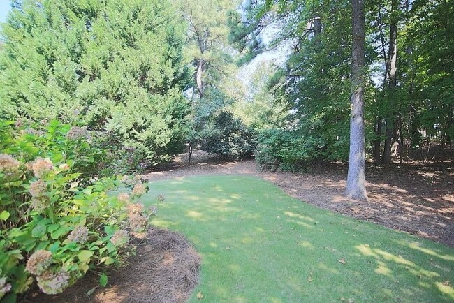 Building Photo - 1710 Sugarloaf Club Dr