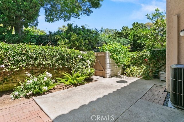 Building Photo - 26 Tahoe