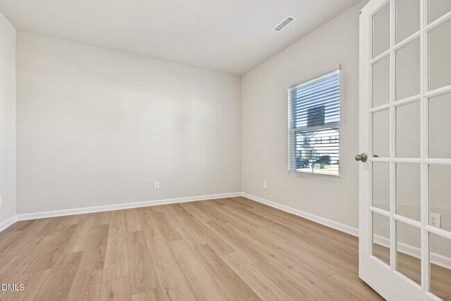 Building Photo - 316 Karlov Rd