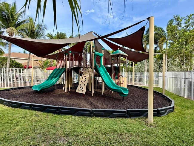 Building Photo - 10395 Little Mustang Way