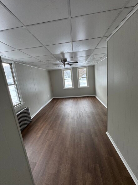 Building Photo - 206 Coal St