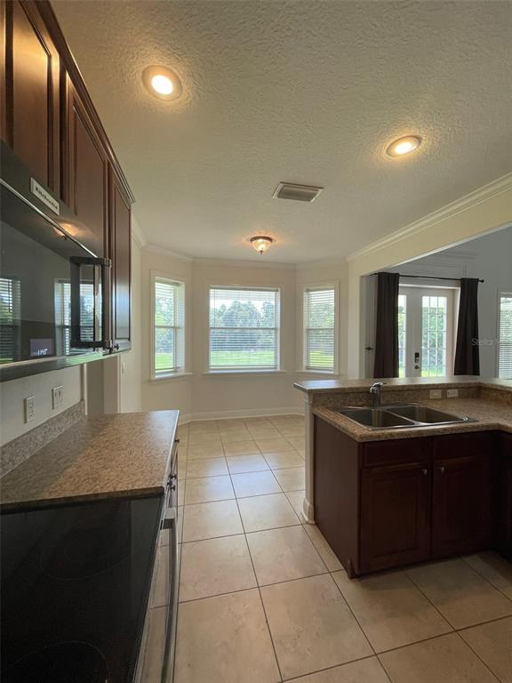 Building Photo - 7055 Big Bend Dr