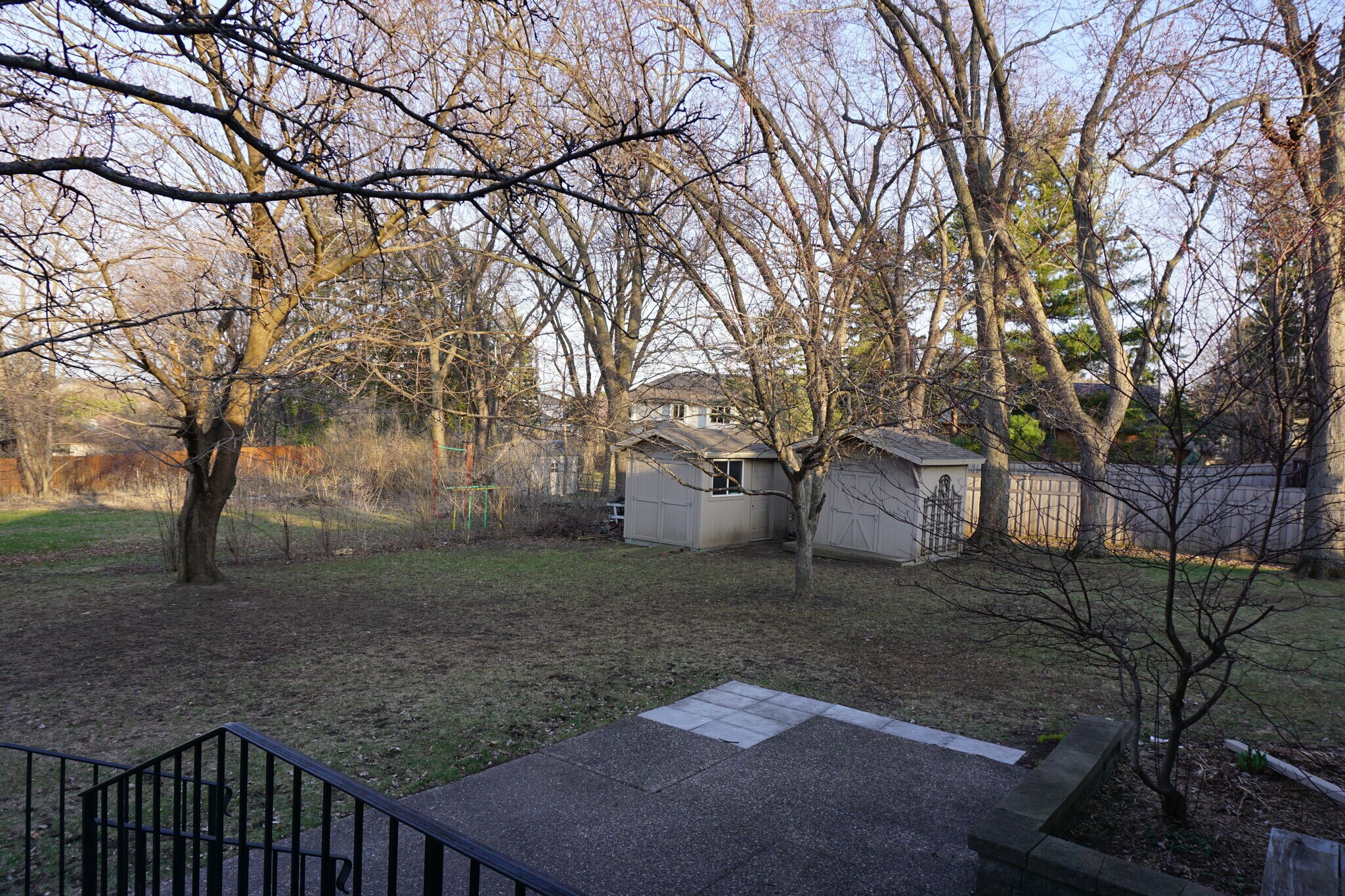 Good size backyard - 4060 Victoria St N