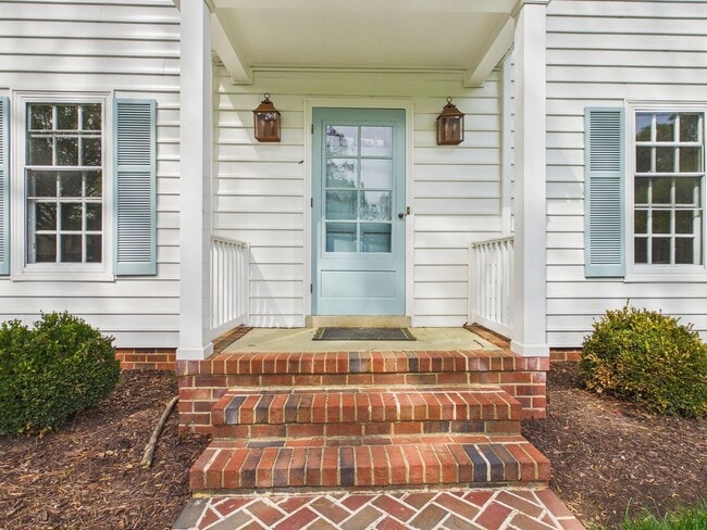 Building Photo - 1602 Harborough Rd