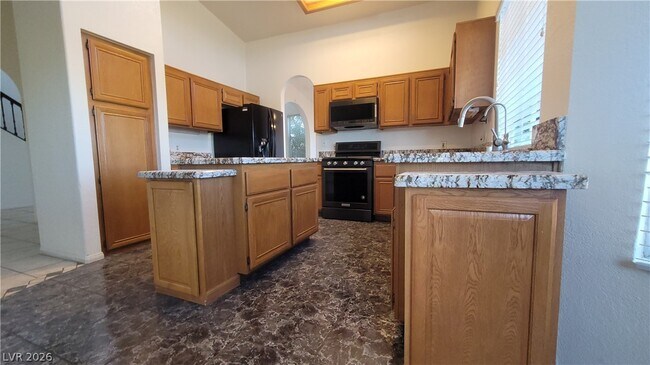 Building Photo - 2632 Ironside Dr