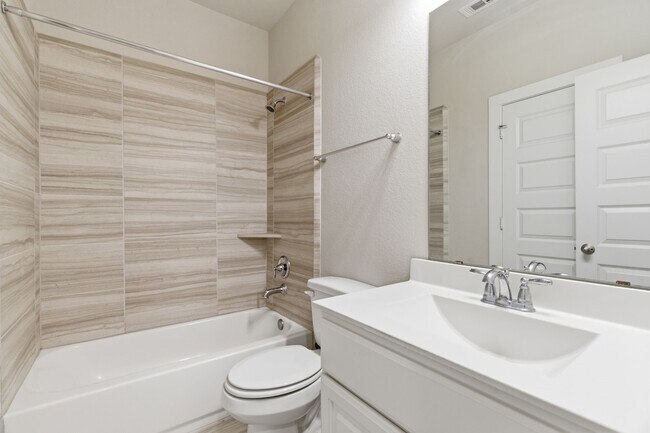 Building Photo - 22515 Bassett Hollow Ln