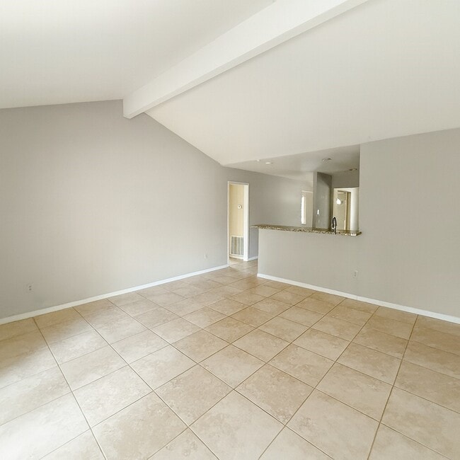 Building Photo - 5807 Silver Frst Dr