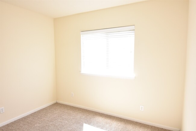 Building Photo - 8059 Villa De Norte St