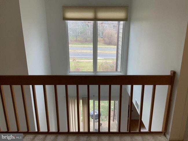 Building Photo - 30 Chicopee Dr