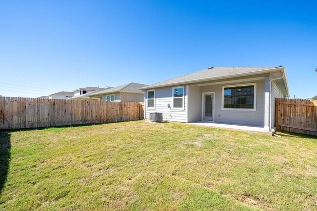 Building Photo - 225 New Hampton Wy