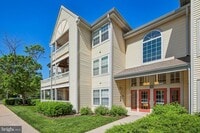 Building Photo - 113 Cascade Ct