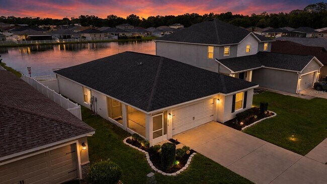Building Photo - 8016 Diamond Creek Ln
