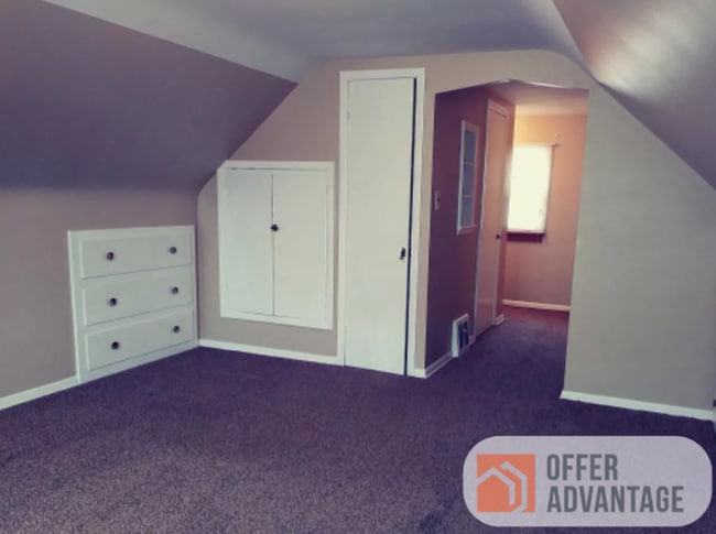 Building Photo - 20730 Nicholas Ave