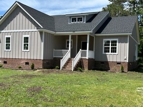 Building Photo - Stunning 3 bedroom 2.5 Bath Home for Rent - Built 2024