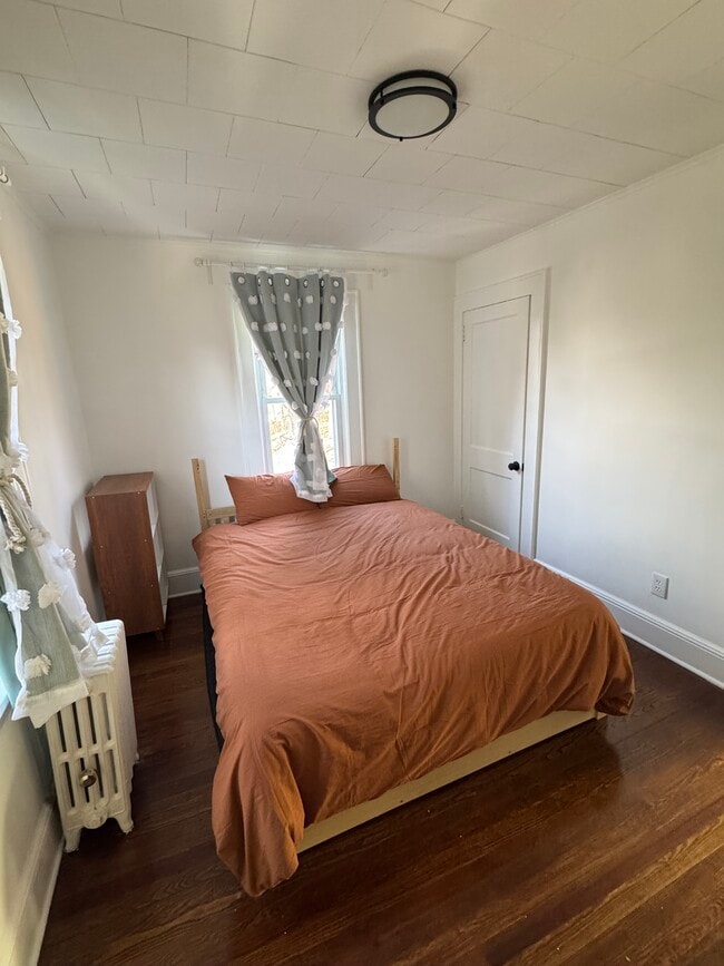 Building Photo - 3 Winfield St