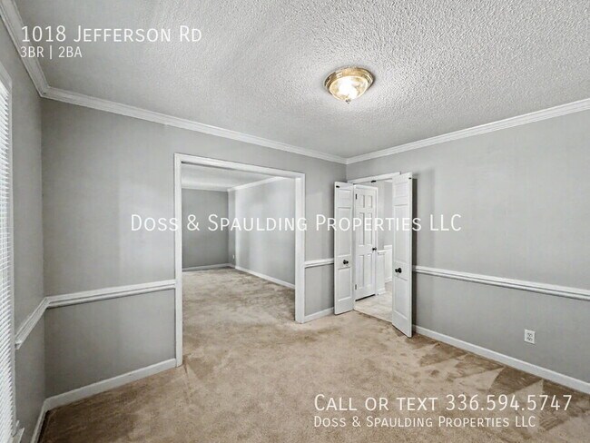 Building Photo - 1018 Jefferson Rd