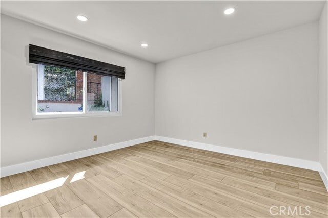 Building Photo - 17 Valley View