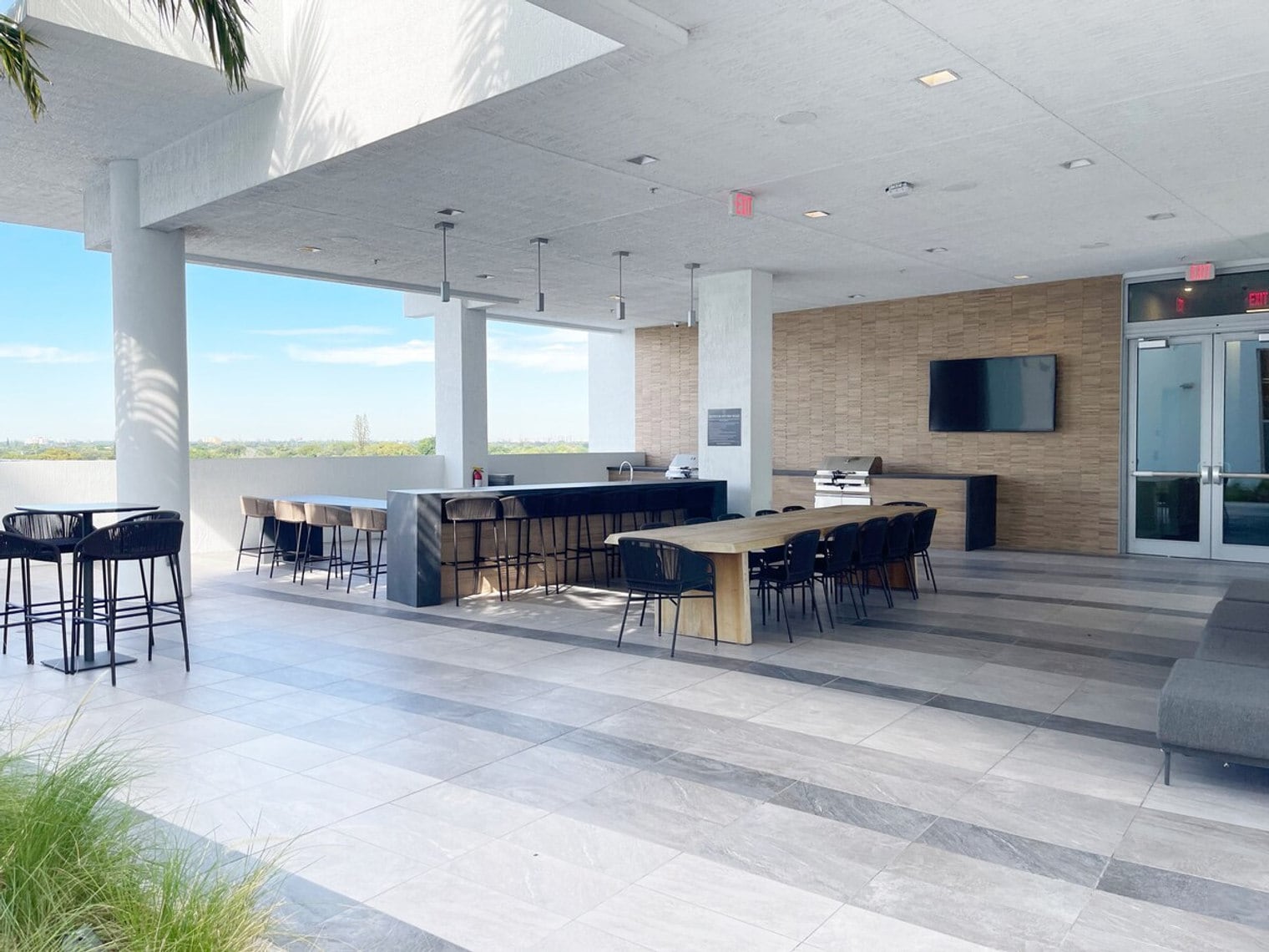 Building Photo - 3886 Biscayne Blvd