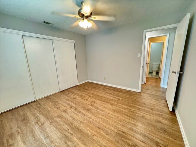 Building Photo - 5981 Arapaho Rd