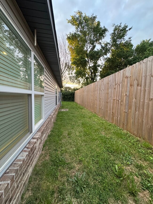 Building Photo - ***1707 S. K Place***