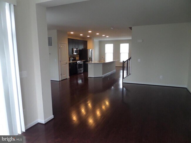 Building Photo - 43348 Polenta Terrace